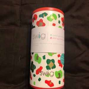 SWIG leopard Christmas skinny can koozie